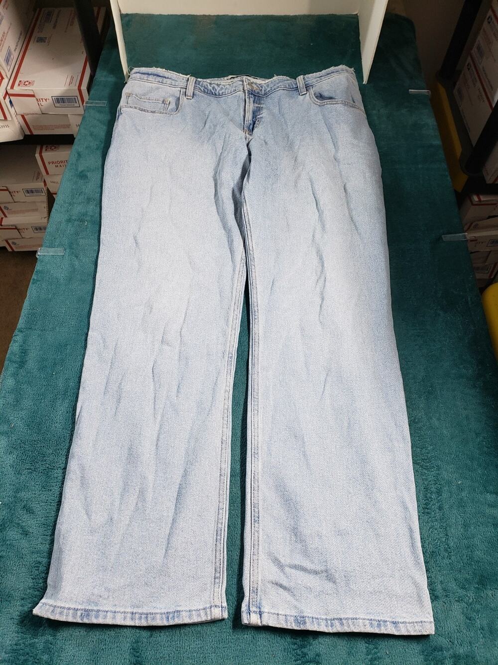 Hollister Jeans Size 18 Long Womens Blue Pants Stretch Low Rise Relaxed Straight